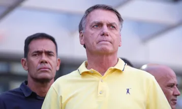 Jair Bolsonaro recebe alta hospitalar em Brasília após cirurgia no ombro