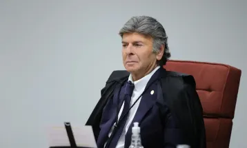 Fux vota para manter presos pai e primo de Vorcaro