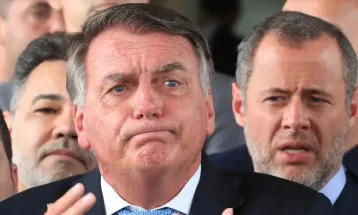 Bolsonaro deixa prisão domiciliar para fazer exames médicos em hospital de Brasília