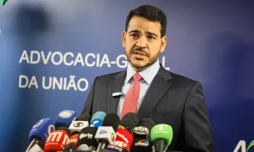 Entidade pede anulação de votação após Alcolumbre antecipar derrota de Messias ao STF