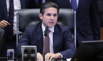 Escala 6x1 entra na reta decisiva na Câmara com avanço de PEC e criação de comissão especial
