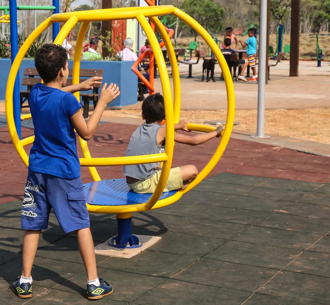 criança brincando