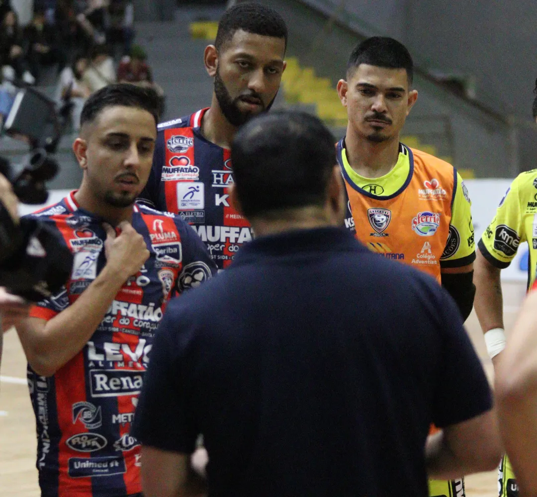 O Cascavel Futsal venceu o Blumenau