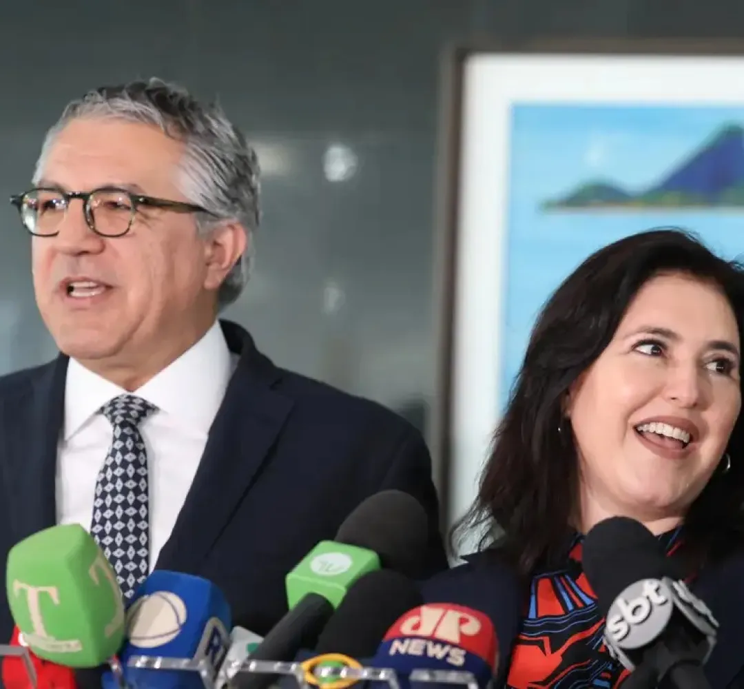 Akexabdre Oadukga e Simone Tebet