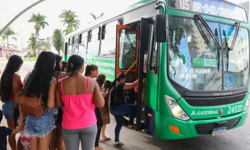 Setor de serviços cresce 0,1% em agosto e amplia recorde