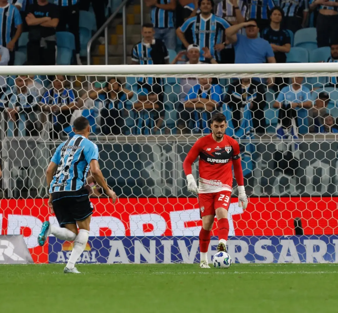 O São Paulo perdeu para o Grêmio