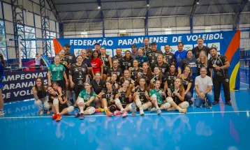 Time Sub-15 do VCC é campeão paranaense de voleibol Série C