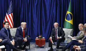 Governo intensifica negociações para evitar tarifaço dos EUA sobre produtos brasileiros