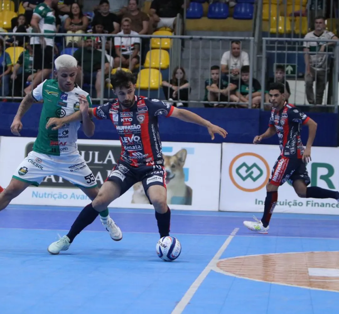 O Marreco despachou o Cascavel Futsal
