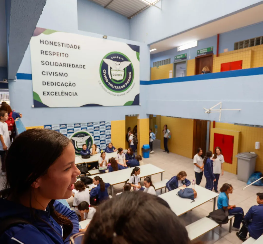 Modelo cívico-militar na educação  é aprovado