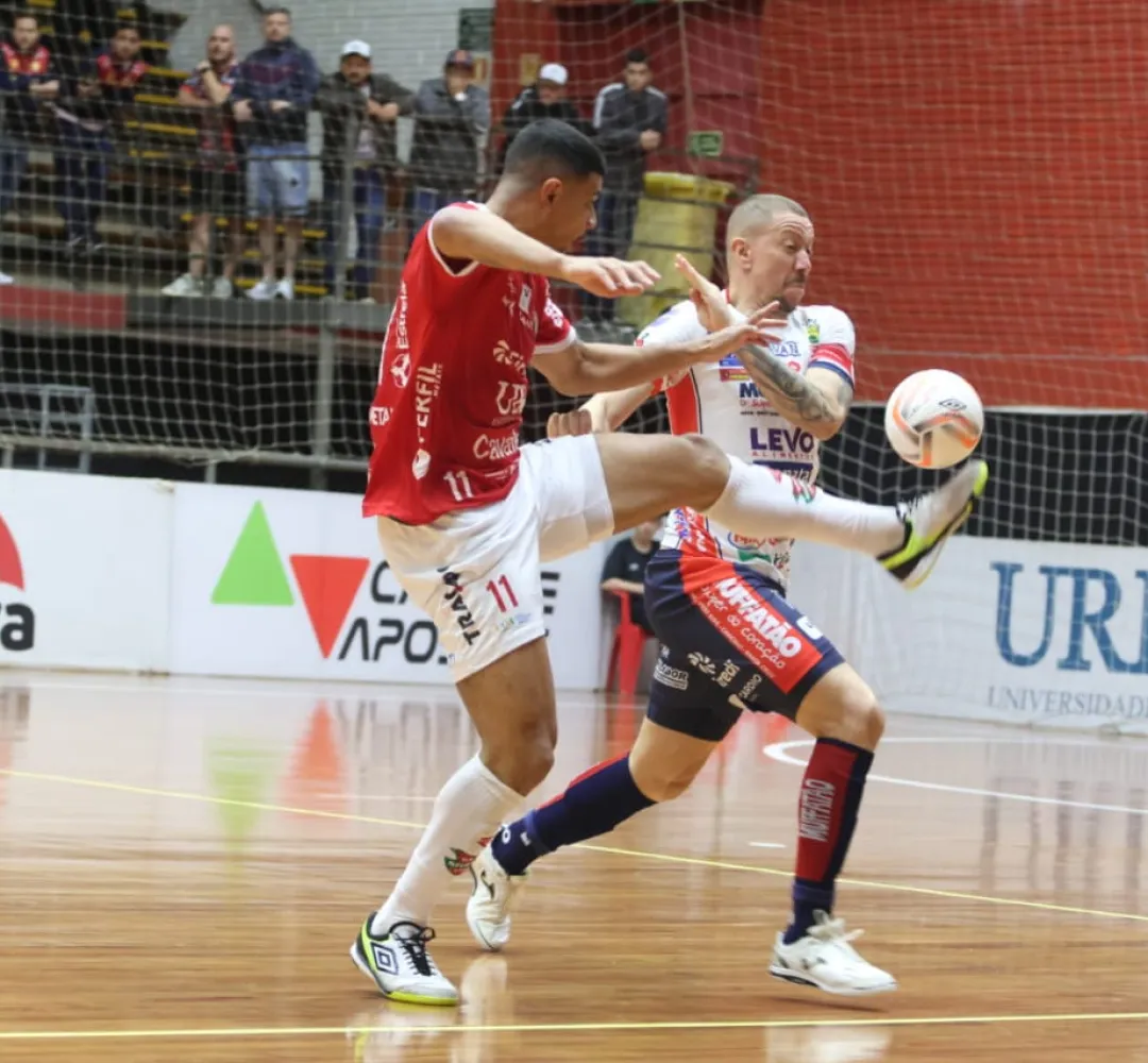 O Cascavel Futsal segue sem vencer o Atlântico