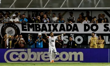 Brasileirão: Neymar marca, Santos vence e deixa zona de rebaixamento