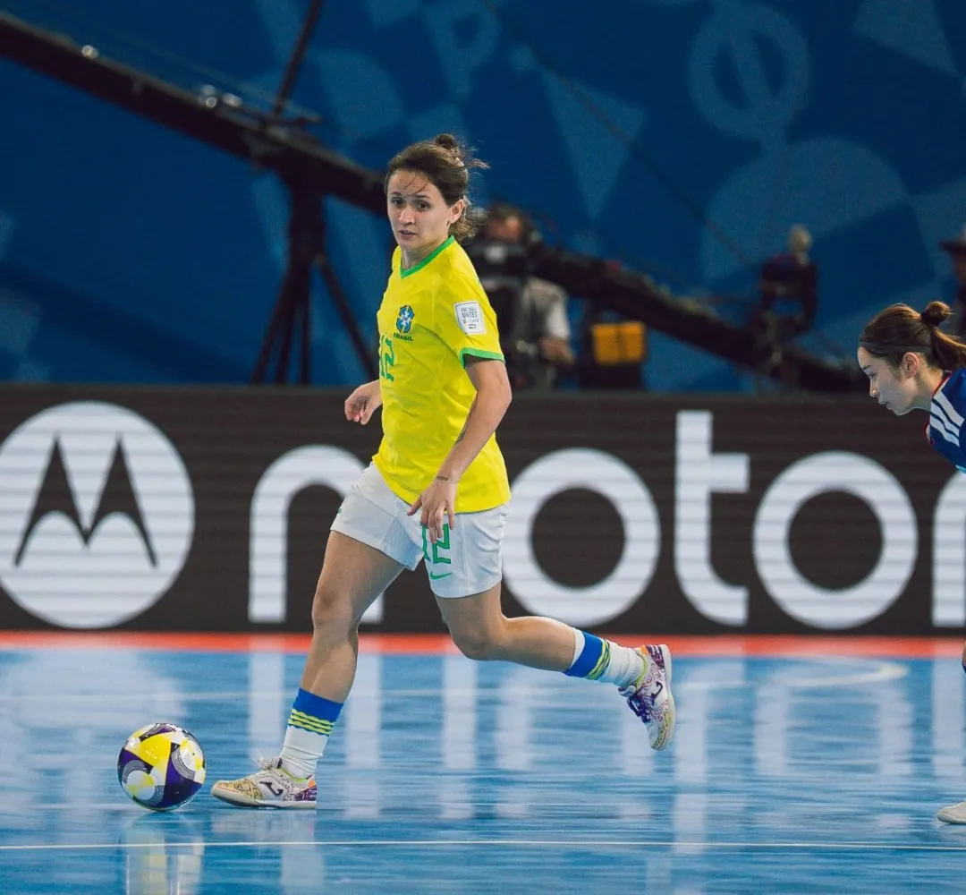 Amandinha é destaque do Brasil