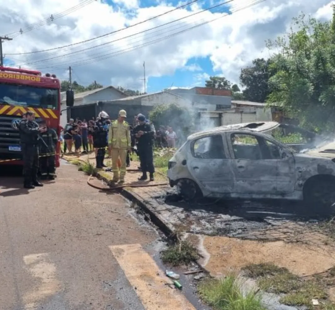 carro queimado