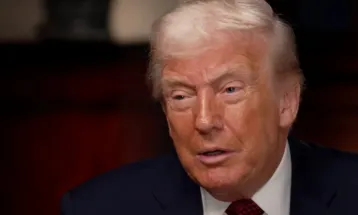 Trump anuncia "Projeto Liberdade" para retirar navios retidos no Estreito de Ormuz