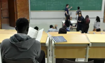 SC: Assembleia proíbe cotas raciais em universidades estaduais