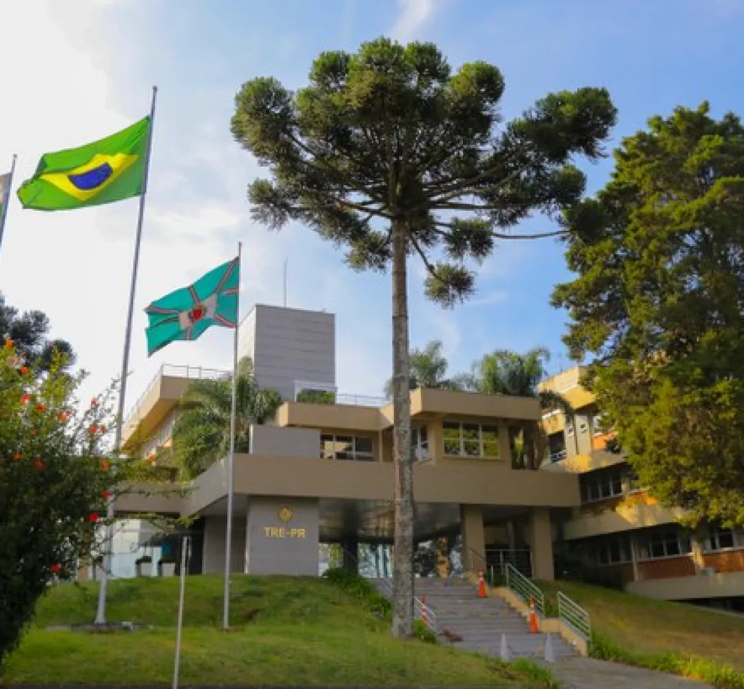 Prima de Guto Silva tentou disputar vaga no TRE