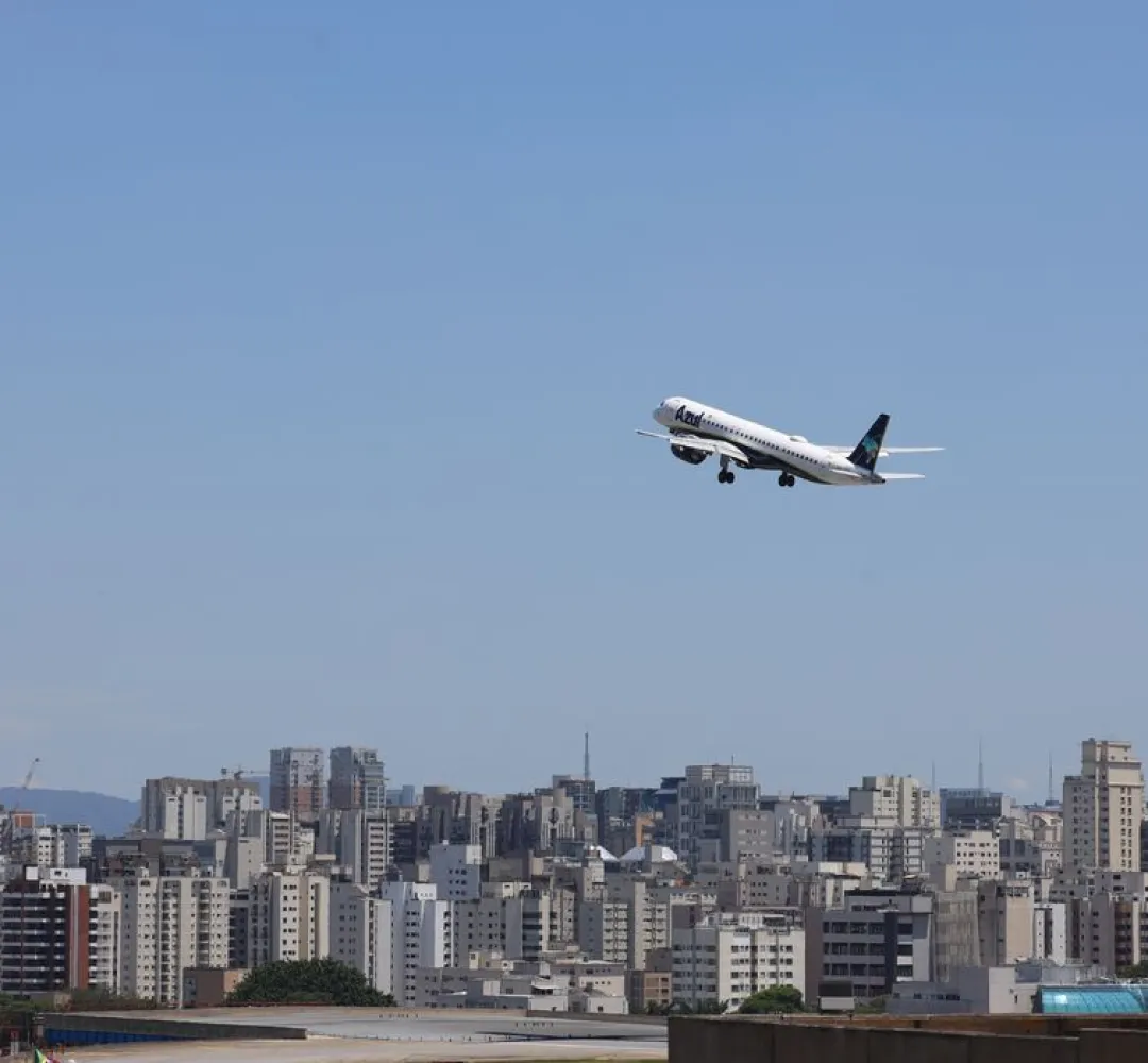 avião