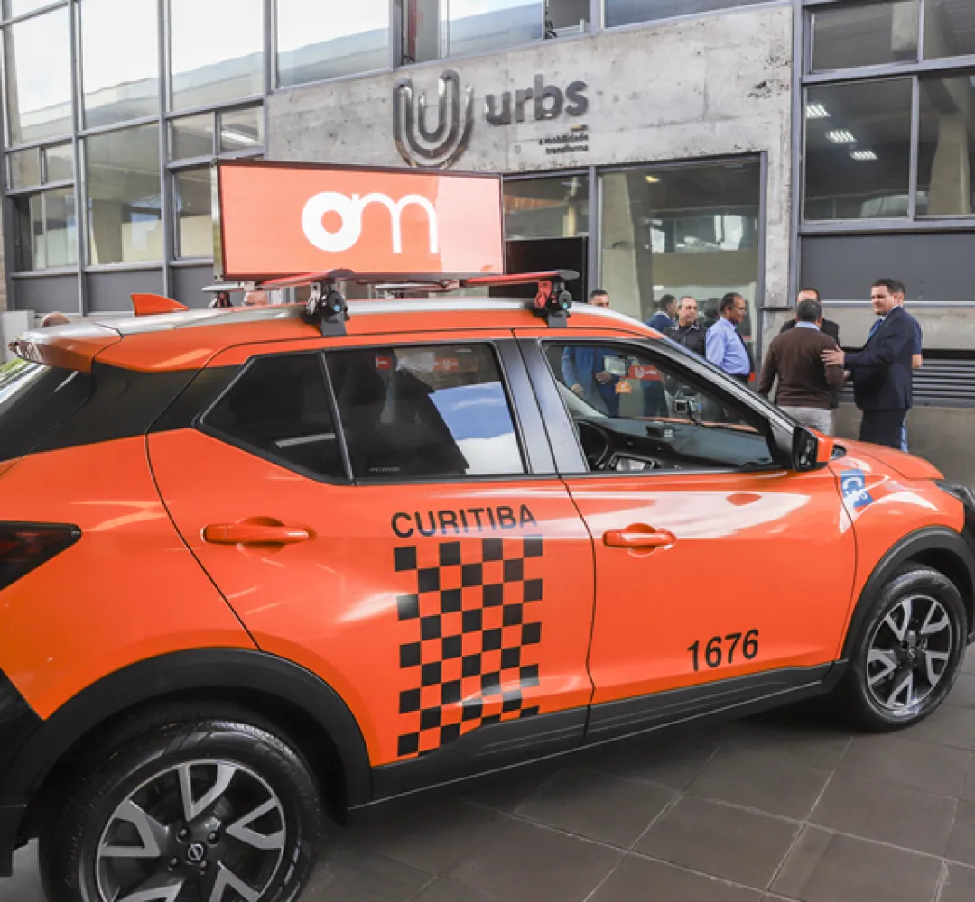 Taxistas poderão se inscrever para publicidade