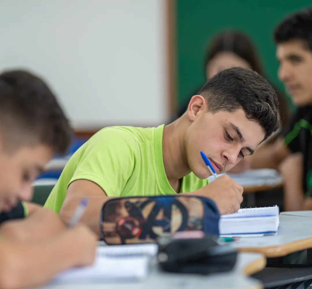 EDUCAÇÃO