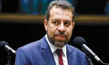 Boulos critica influenciadores do “jogo do tigrinho” e anuncia trava para apostadores no Desenrola