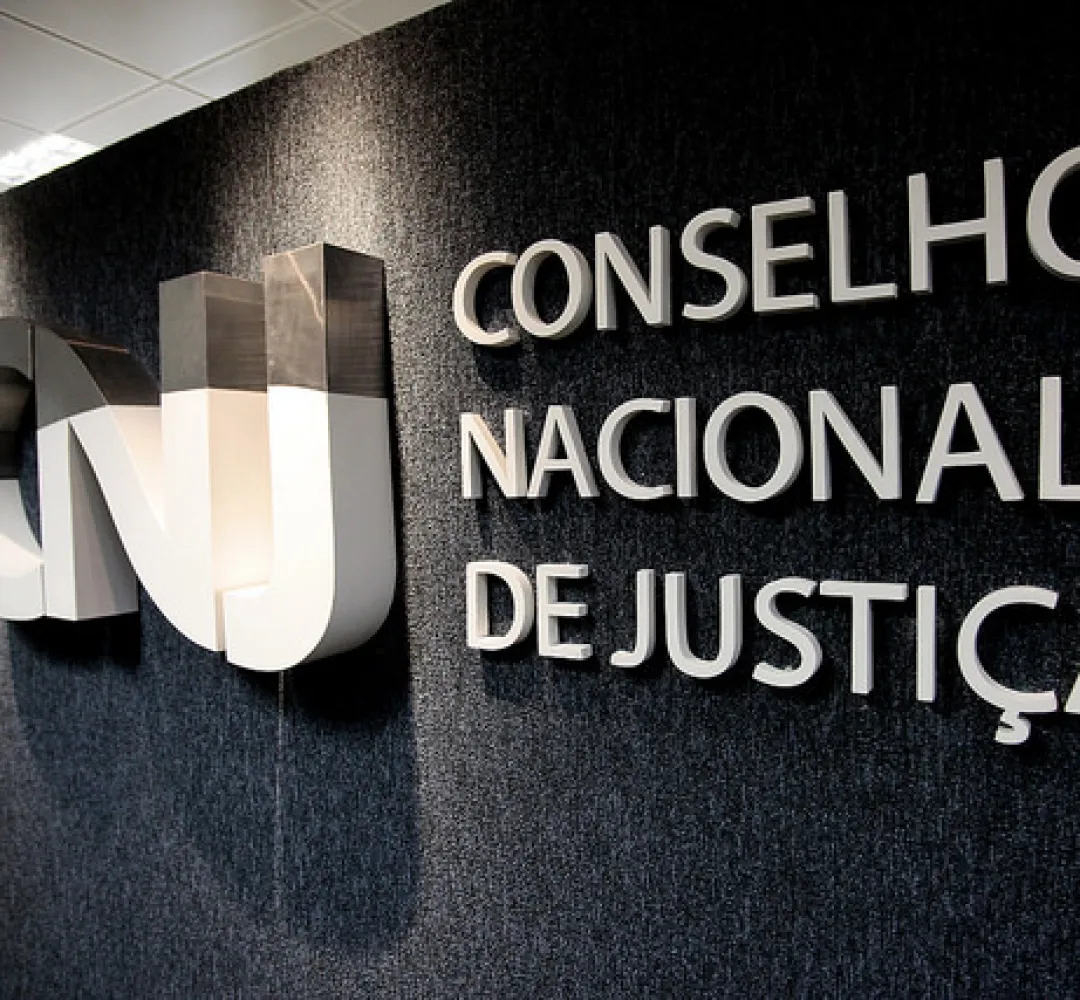 CNJ suspende extinção de Varas Empresariais PR