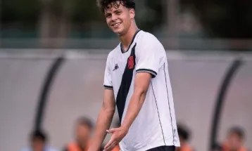 Contratado: Meia Gabriel Pfeifer reforça o Tricolor