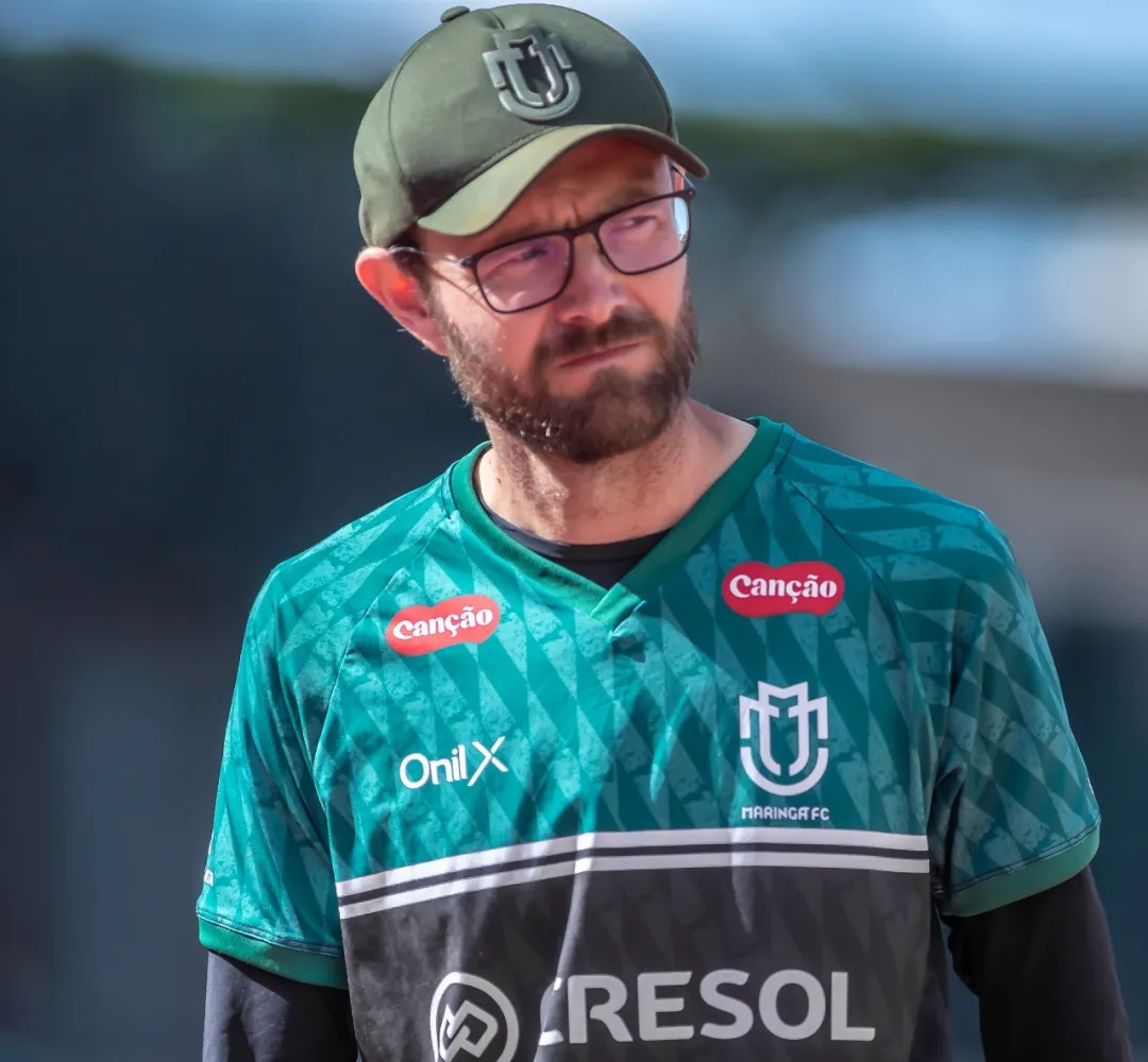 Rodrigo Chipp deixa o Maringá