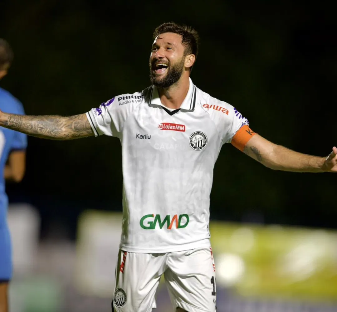O Fantasma faz o primeiro jogo em casa
