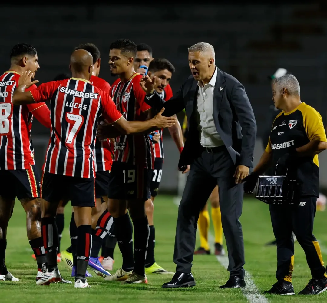 O São Paulo pega o invicto Bragantino