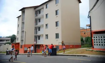 Câmara autoriza empréstimo de R$ 25 milhões para construção de 102 casas em Cascavel