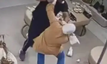 Ministério Público denuncia homem por injúria racial e agressão a mulheres árabes em shopping de Foz do Iguaçu