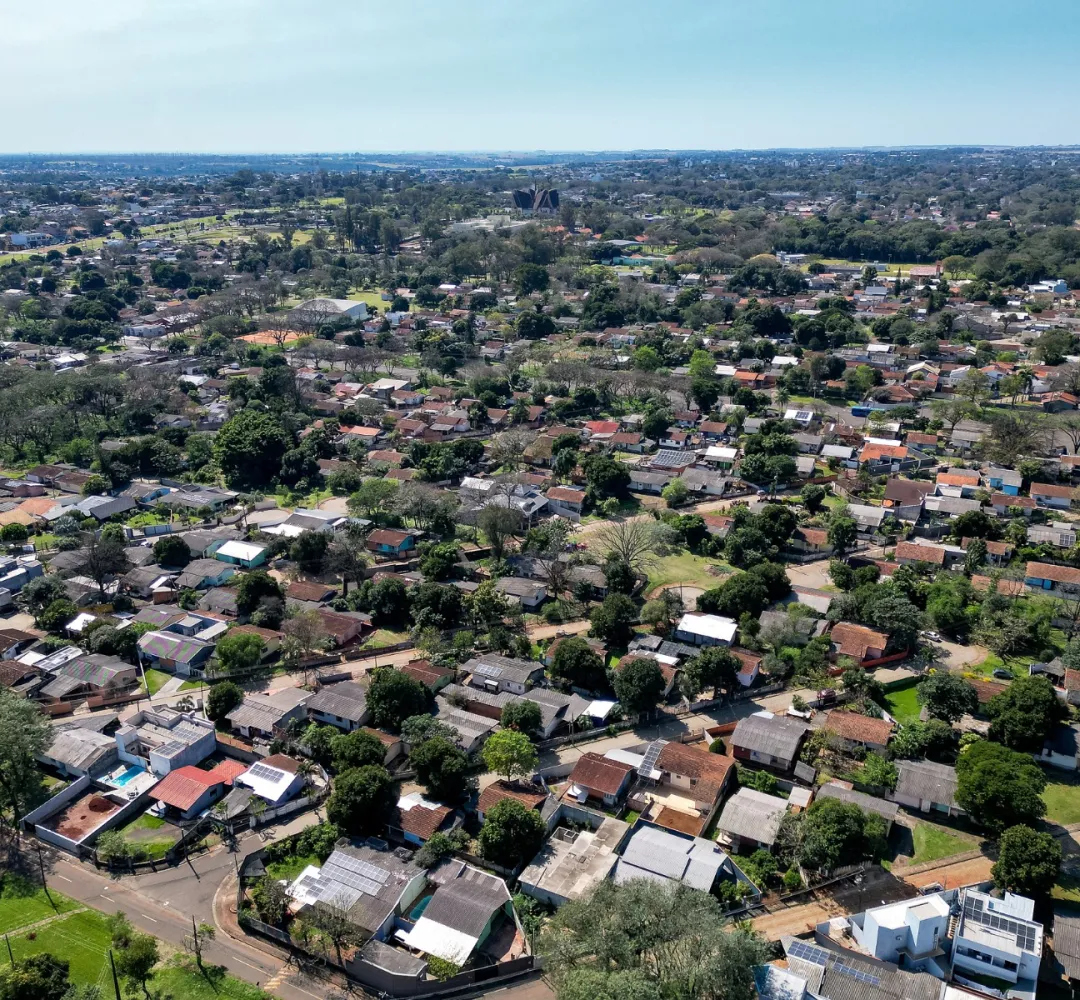 Itaipu vai leiloar casas da Vila A