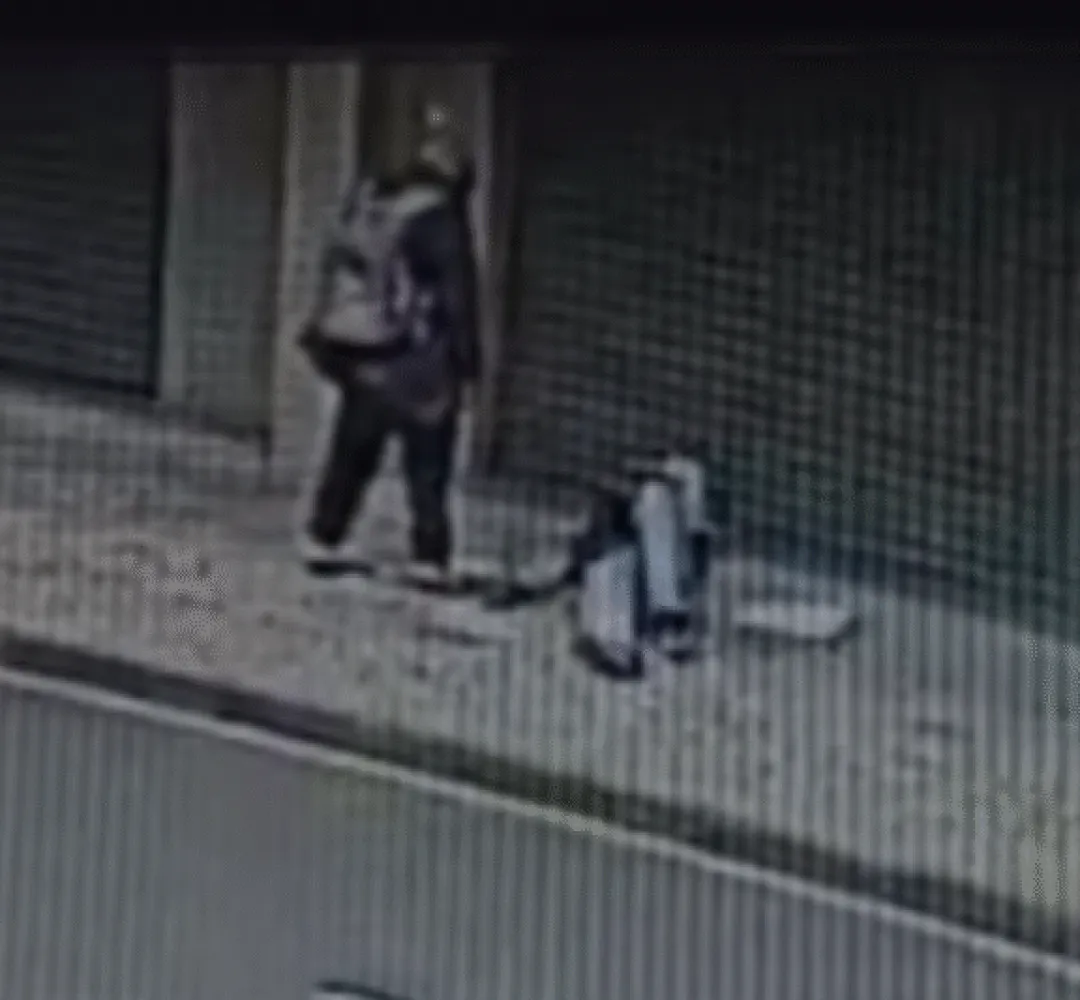 Homem que ateou fogo em pessoa  é preso