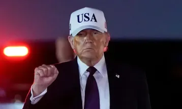 Trump suspende operação no Estreito de Ormuz para negociar acordo final com o Irã