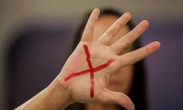 Ministério da Justiça  pede explicações ao TikTok sobre trend que incentiva violência contra mulheres