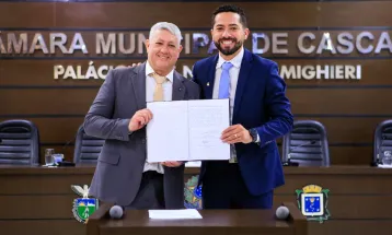 Oto da Panificadora toma posse como vereador em Cascavel por 30 dias