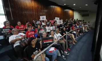 Governo sinaliza envio de projetos para carreira e reajuste enquanto pressão de servidores cresce na Alep