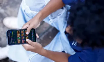 ECA Digital começa a valer e obriga redes sociais a reforçar proteção de menores