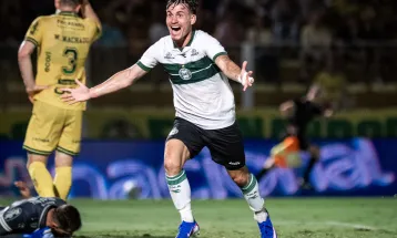 Coritiba vence o Mirassol fora de casa, entra no G-5 e chega embalado para o clássico