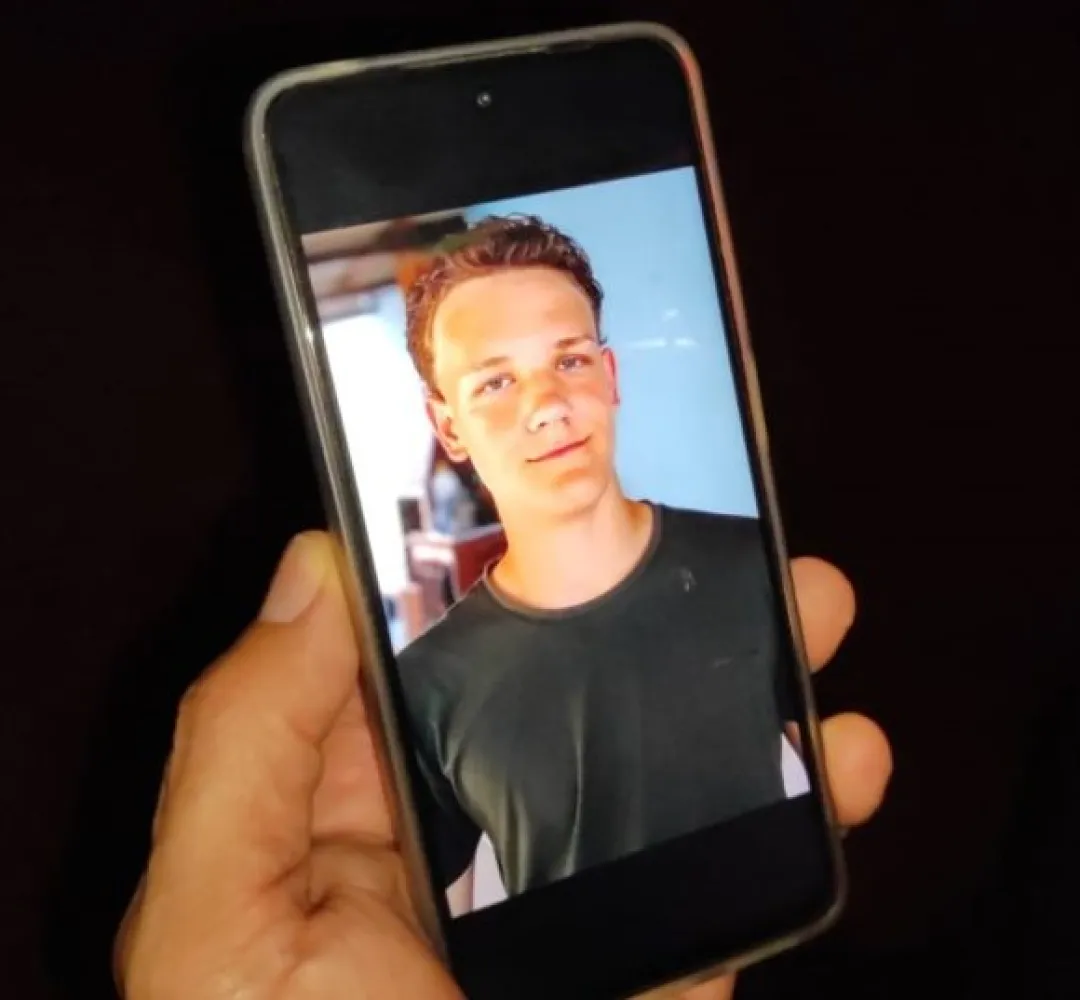 Enterro adolescente vítima afogado