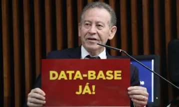 Deputado Professor Lemos (PT) cobra reposição salarial e exige envio imediato da data-base