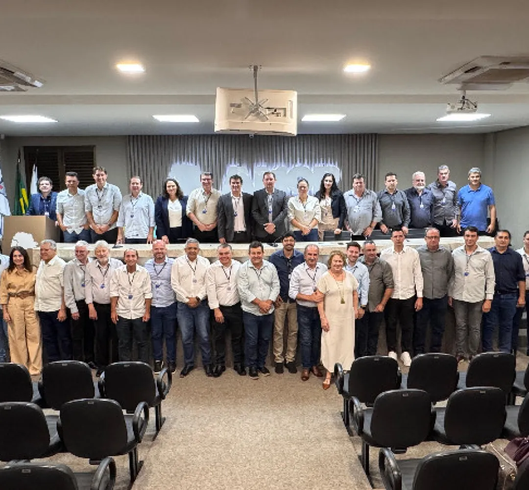 Prefeitos da Amop elegem nova diretoria