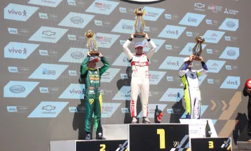 Stock Car: Nelsinho Piquet vence a prova principal em Cascavel
