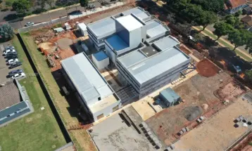 TCE avalia riscos da execução de R$ 1,39 bilhão em 63 obras públicas no estado