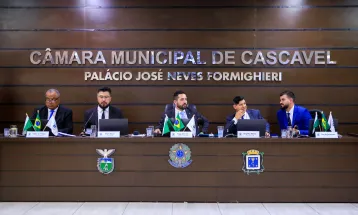 Câmara aprova projetos e avança proposta para contratação de mais professores em Cascavel