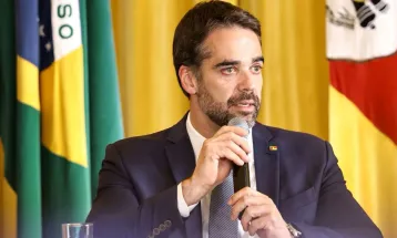Leite critica escolha do PSD por Caiado e diz que decisão mantém polarização política