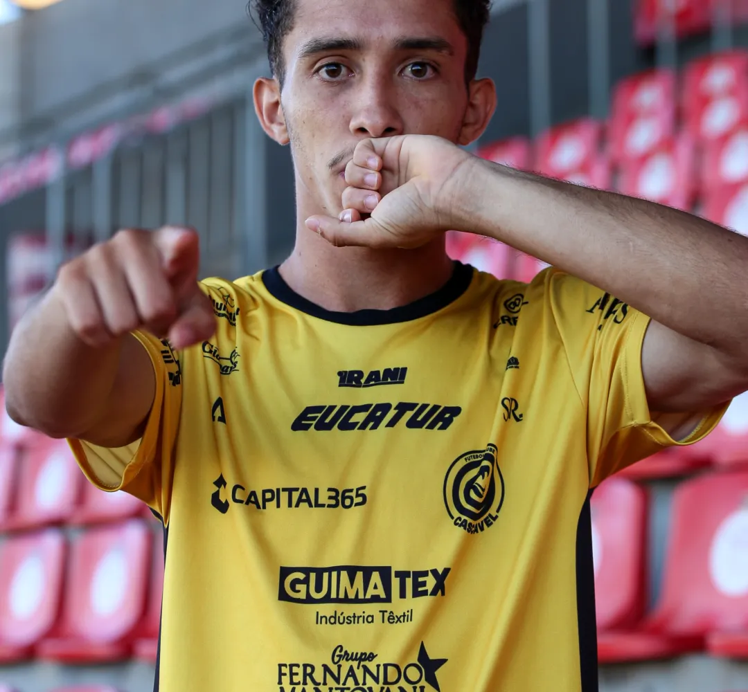 Zé Carlos é o novo atacante da equipe