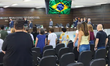 Câmara de Cascavel aprova projetos sobre carga tributária, clima e educação em sessão ordinária