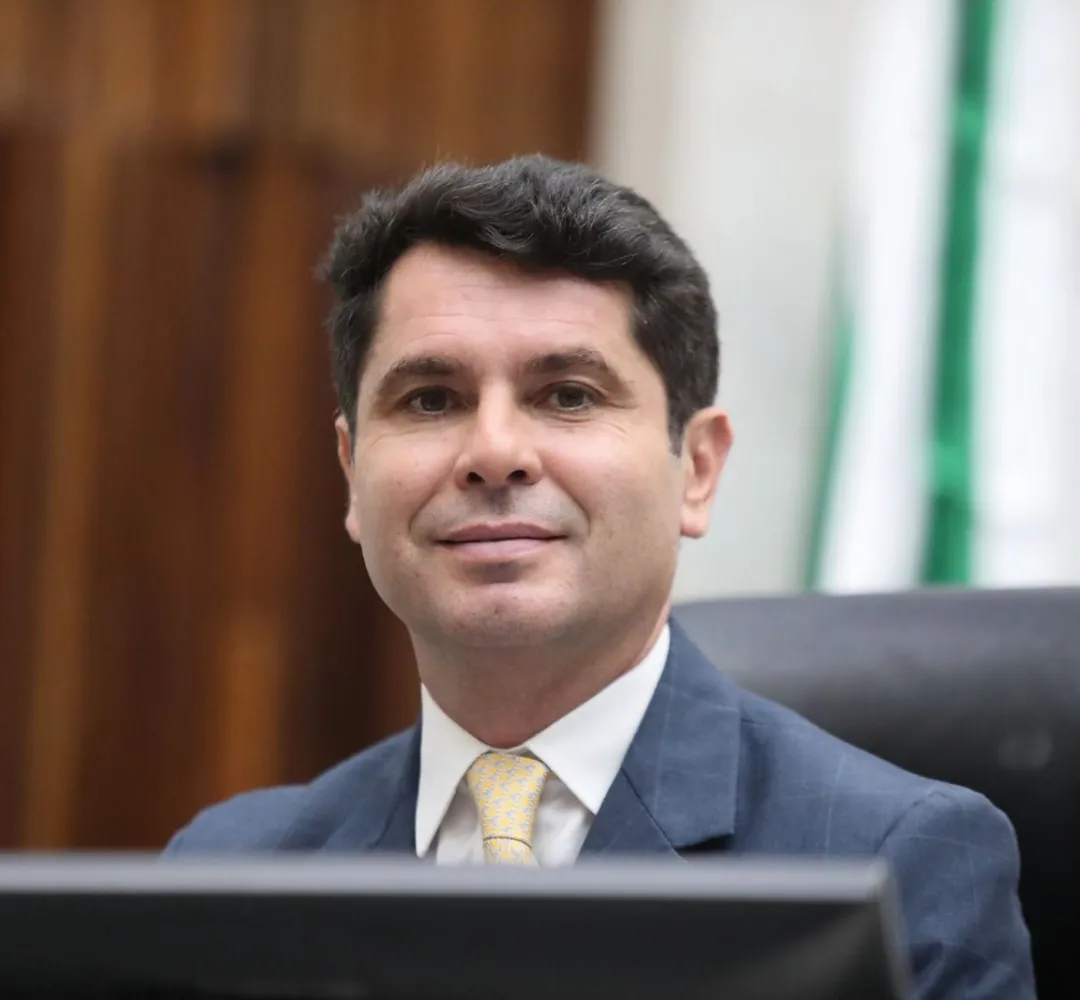 Alexandre Curi